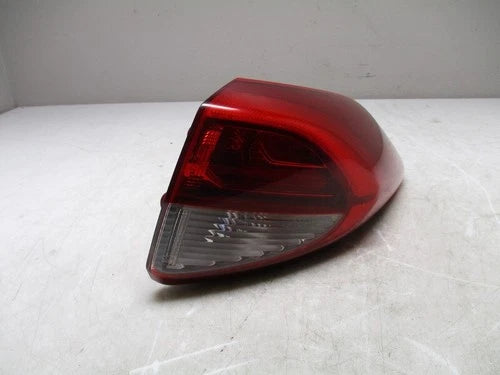 2016-2018 Hyundai Tucson RH Passenger Quarter Mounted Tail Light Lamp OEM
